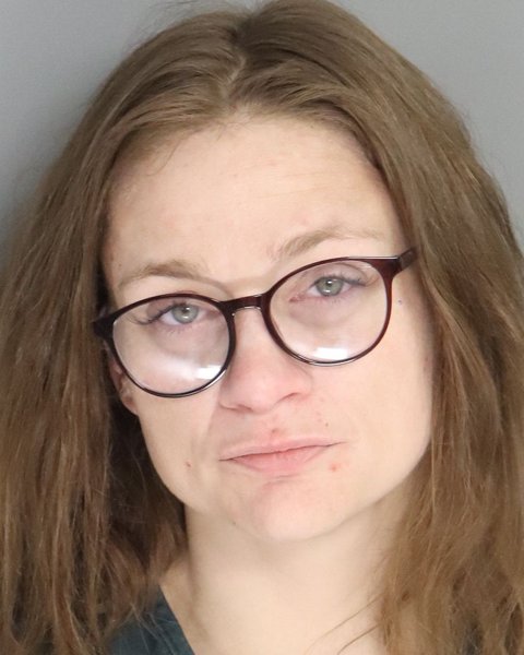 Mugshot of SYDNIE BELL