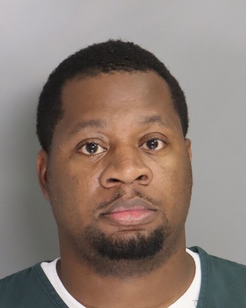 Mugshot of FREDDIE GLOVER