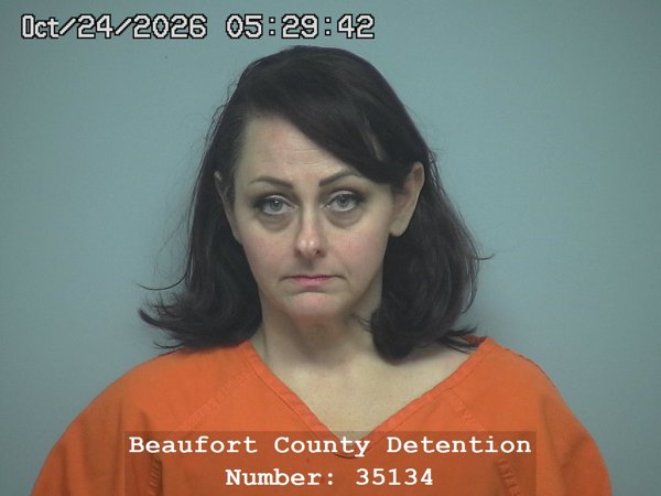 Mugshot of JACLYN ELIZABETH VALENTI