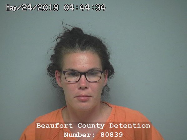 Mugshot of DEVON MARIE HODGE