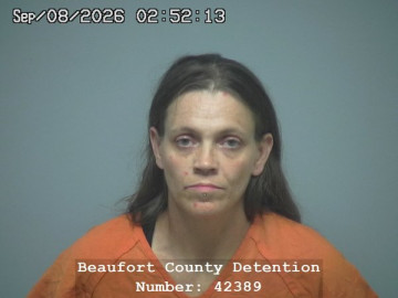 Mugshot of ANGELA DANIELLE DEASE