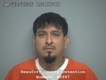 Mugshot of MISHAEL MACIAS