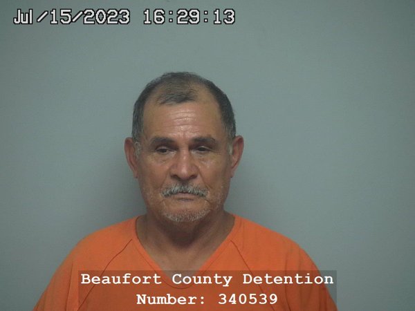 Mugshot of ROBERTO SOLIS MAYORGA