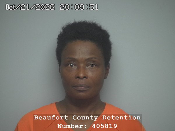 Mugshot of TIHESHA SHANQUIE BISSAINTHE