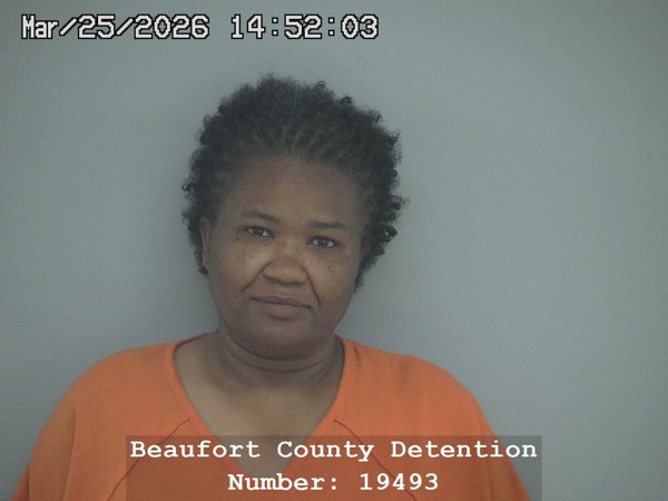 Mugshot of CRYSTAL RENESHIA EVANS