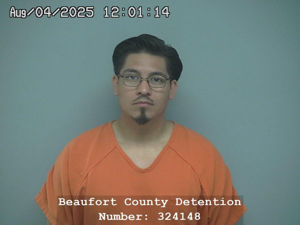 Mugshot of JOSE LUIS DE LA CRUZ DOMINGUEZ