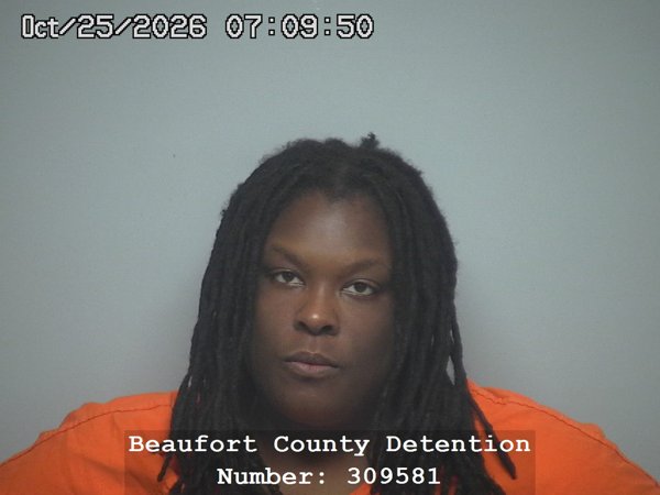 Mugshot of SHENAI NICOLE CHISOLM