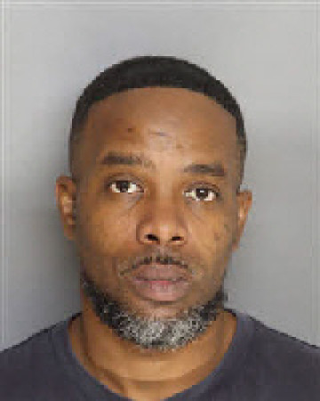Mugshot of Brandon Deshawn Davis