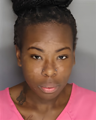 Mugshot of DeLaysha TAKARA Richardson