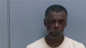 Mugshot of LESHONE LAVELLE BROADNAX