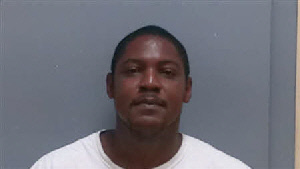 Mugshot of KELVIN MAURICE LEONARD