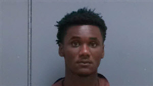 Mugshot of MONTEA MITCHELL