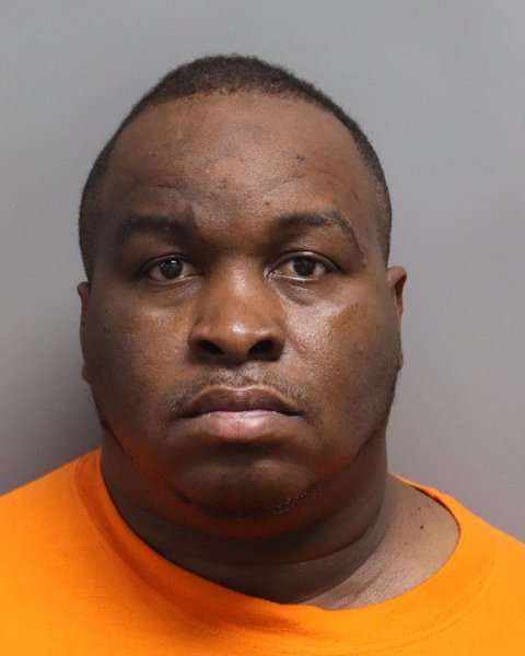 Mugshot of DOMINIC JAQUAN MACK