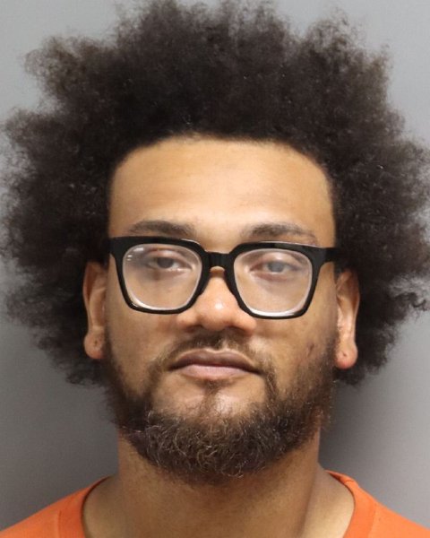 Mugshot of DANDRE LAMONTE HINES