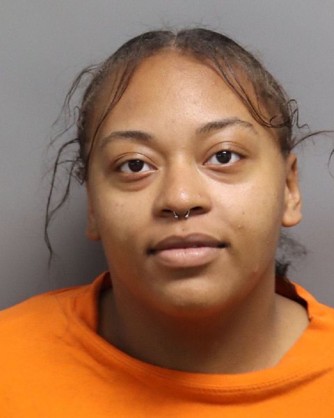 Mugshot of JASMINE D THOMPSON