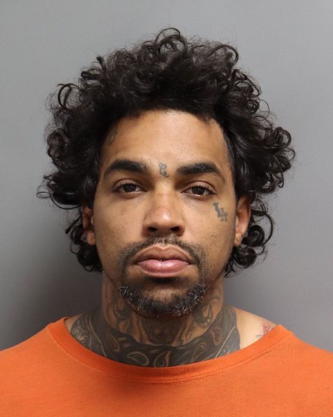 Mugshot of BRODDREK LATREY COBB