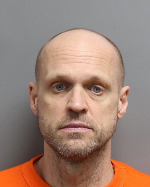 Mugshot of DANIEL WILLIAM JR HIERS