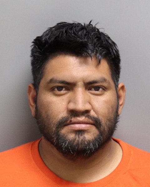 Mugshot of SAQUEO VELASQUEZ LUCAS