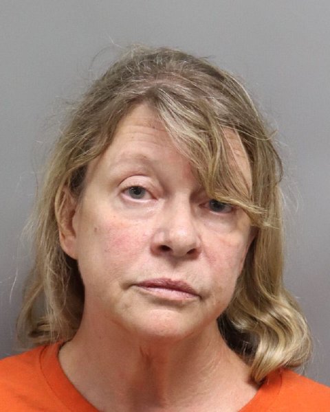 Mugshot of HOLLY JO ROBERTS