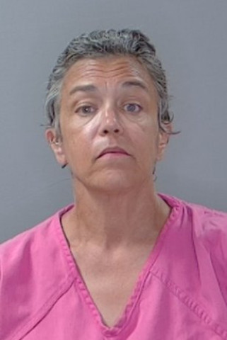 Mugshot of Gloria M Lambert