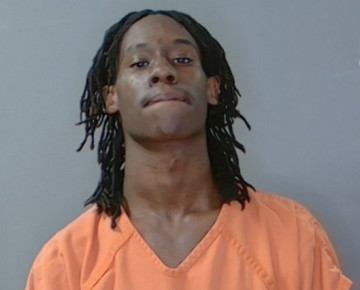 Mugshot of Noah Micheal Bennette
