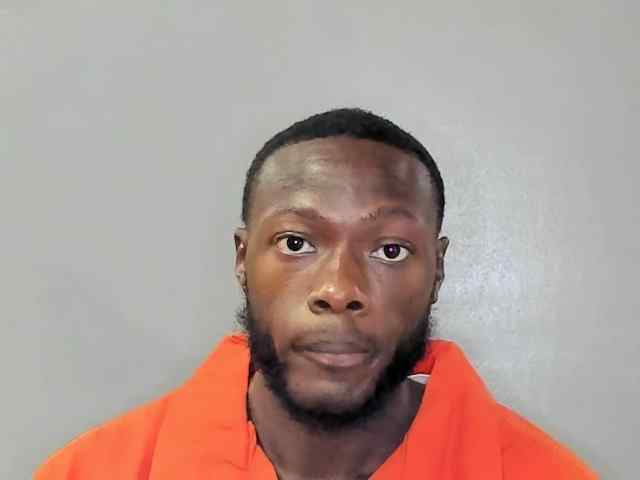 Mugshot of Neshawn James