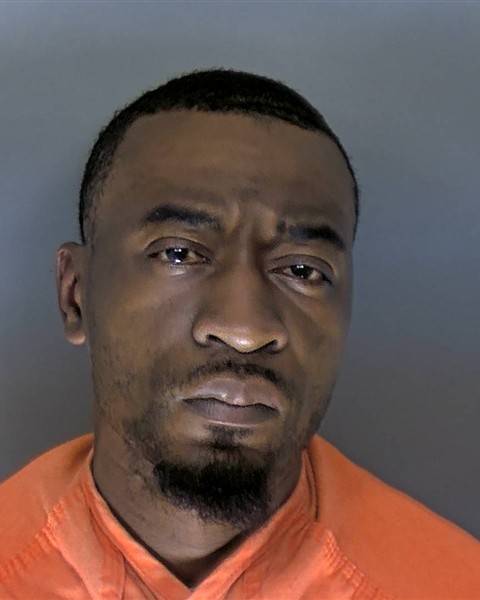 Mugshot of RAYMOND LASHAN CLAY