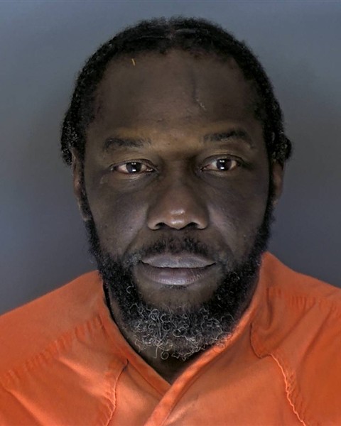 Mugshot of CLIFTON CRAIGE COUSINS