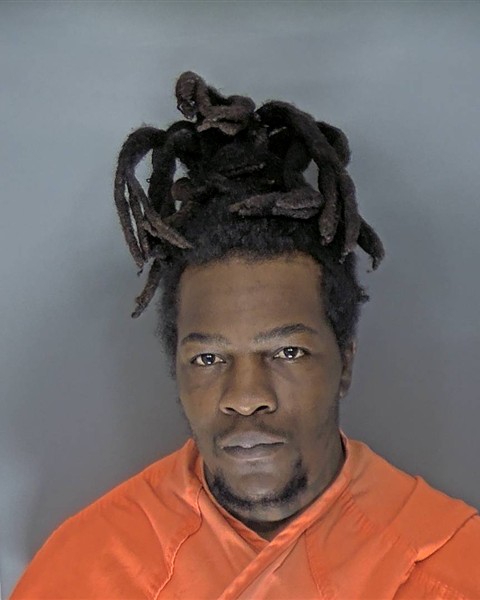 Mugshot of JADARIUS OSHAR MCCRAY