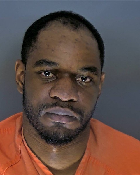 Mugshot of FABIAN DEMOY HUTCHINSON