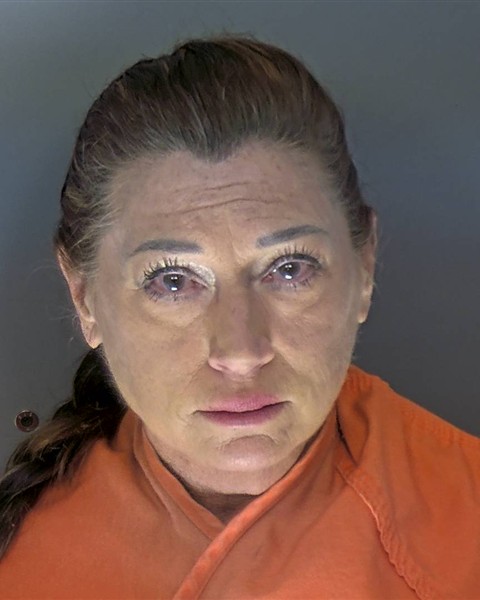 Mugshot of AMANDA SINGLETON CROSLAND