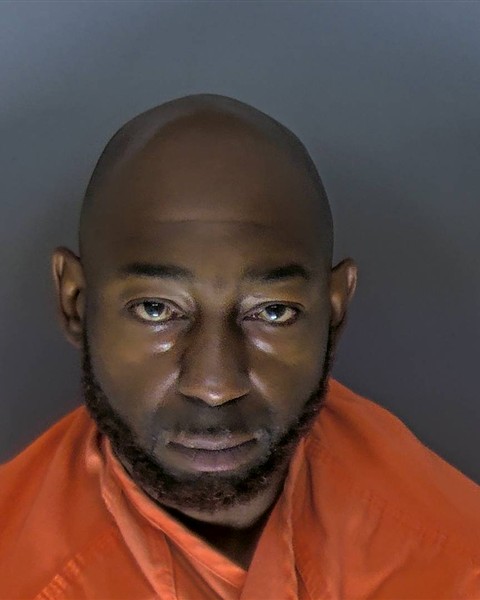 Mugshot of TRAVIS SENTRELL HEMINGWAY