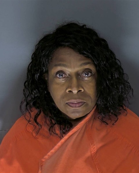 Mugshot of LYNNE M JENNINGS