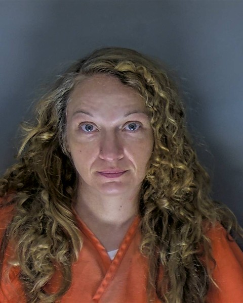 Mugshot of HEATHER DANIELLE LEE
