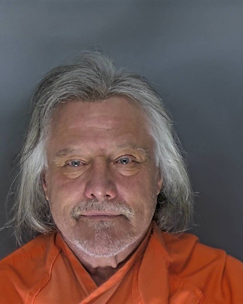Mugshot of DONALD WAYNE NICHOLS