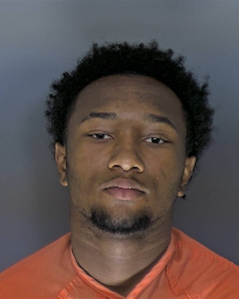 Mugshot of QUINCY QUADIR GIDDENS