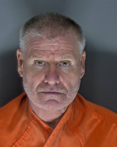 Mugshot of MICHAEL JOSEPH LEIGH