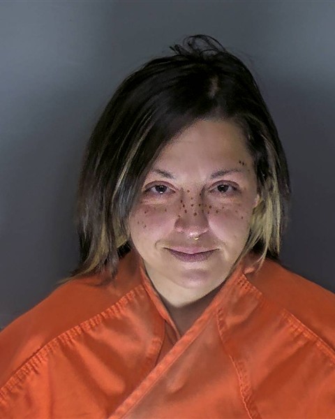 Mugshot of JESSICA MARIE LEWIS