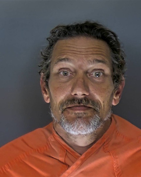 Mugshot of MICHAEL LYNCH