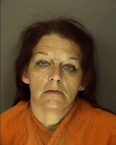 Mugshot of JULIE MAE AGUILAR