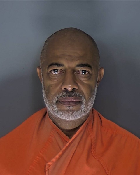 Mugshot of WASHINGTON P SILVA