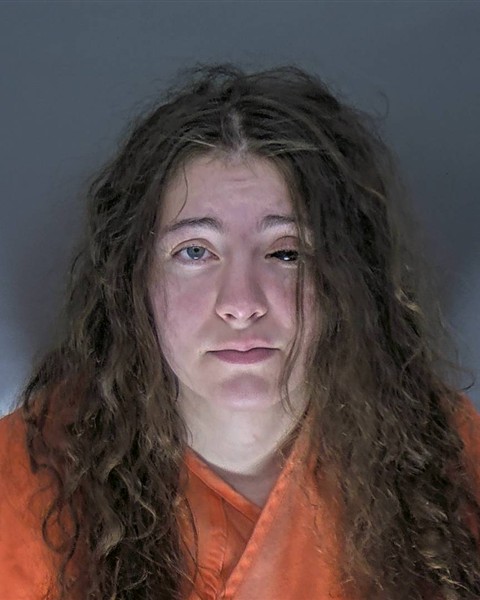 Mugshot of LONNA GRACE PELTON