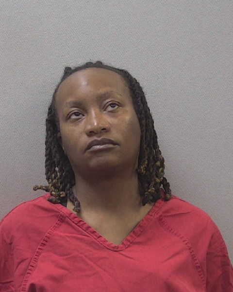 Mugshot of JASMINE ALYSE WADE