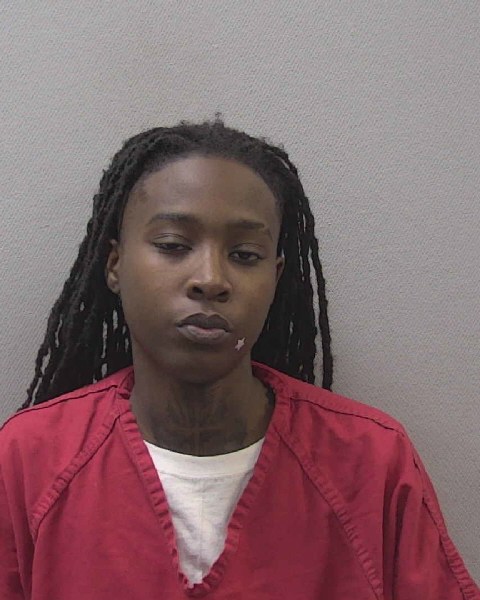 Mugshot of TOQUASJA LACHAY BATES
