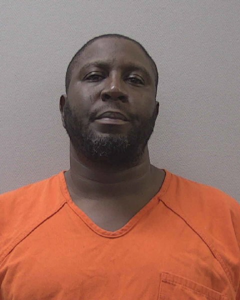 Mugshot of LAMONT BLAKE