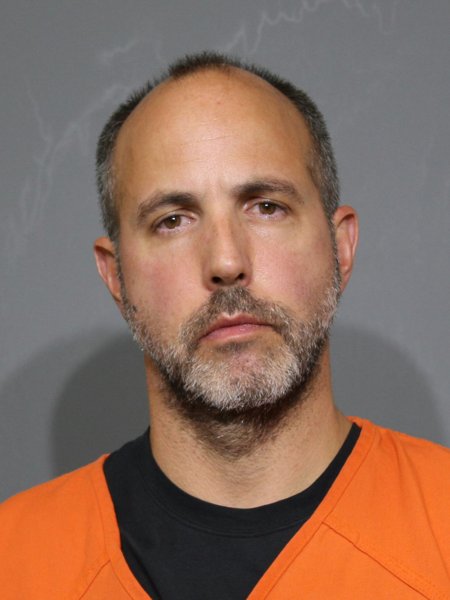 Mugshot of Fernandes,