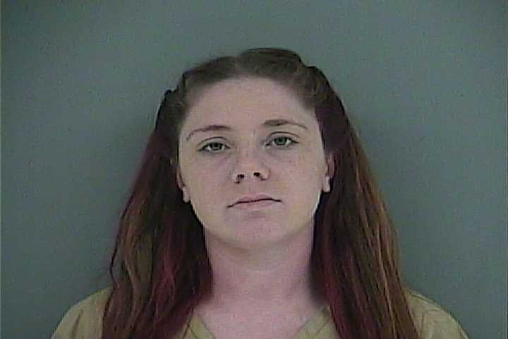 Mugshot of BRITTANY T ROBBINS