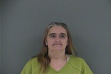 Mugshot of CRYSTAL D HOPPING