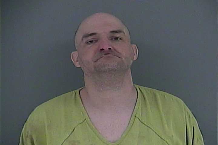 Mugshot of KENNETH E SHARP