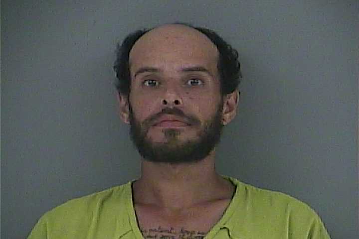 Mugshot of CARROLL E DAVENPORT